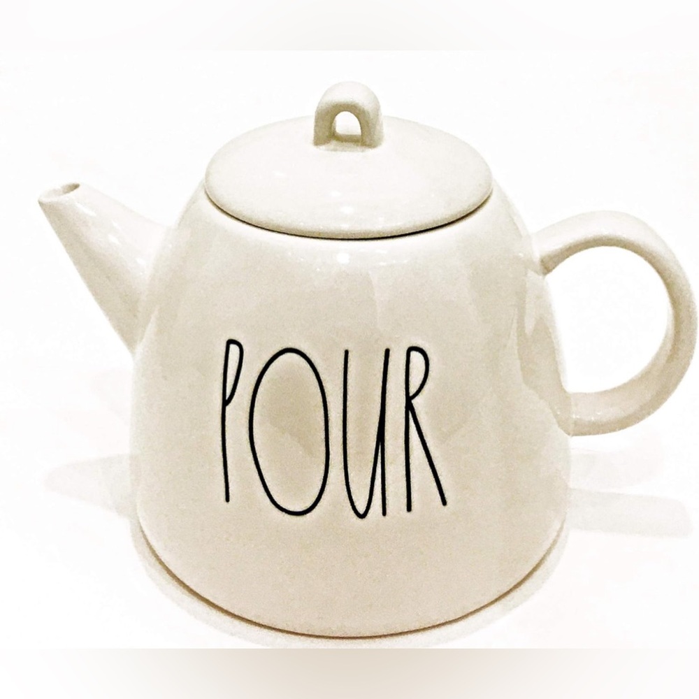 RAE DUNN POUR TEAPOT WITH LID